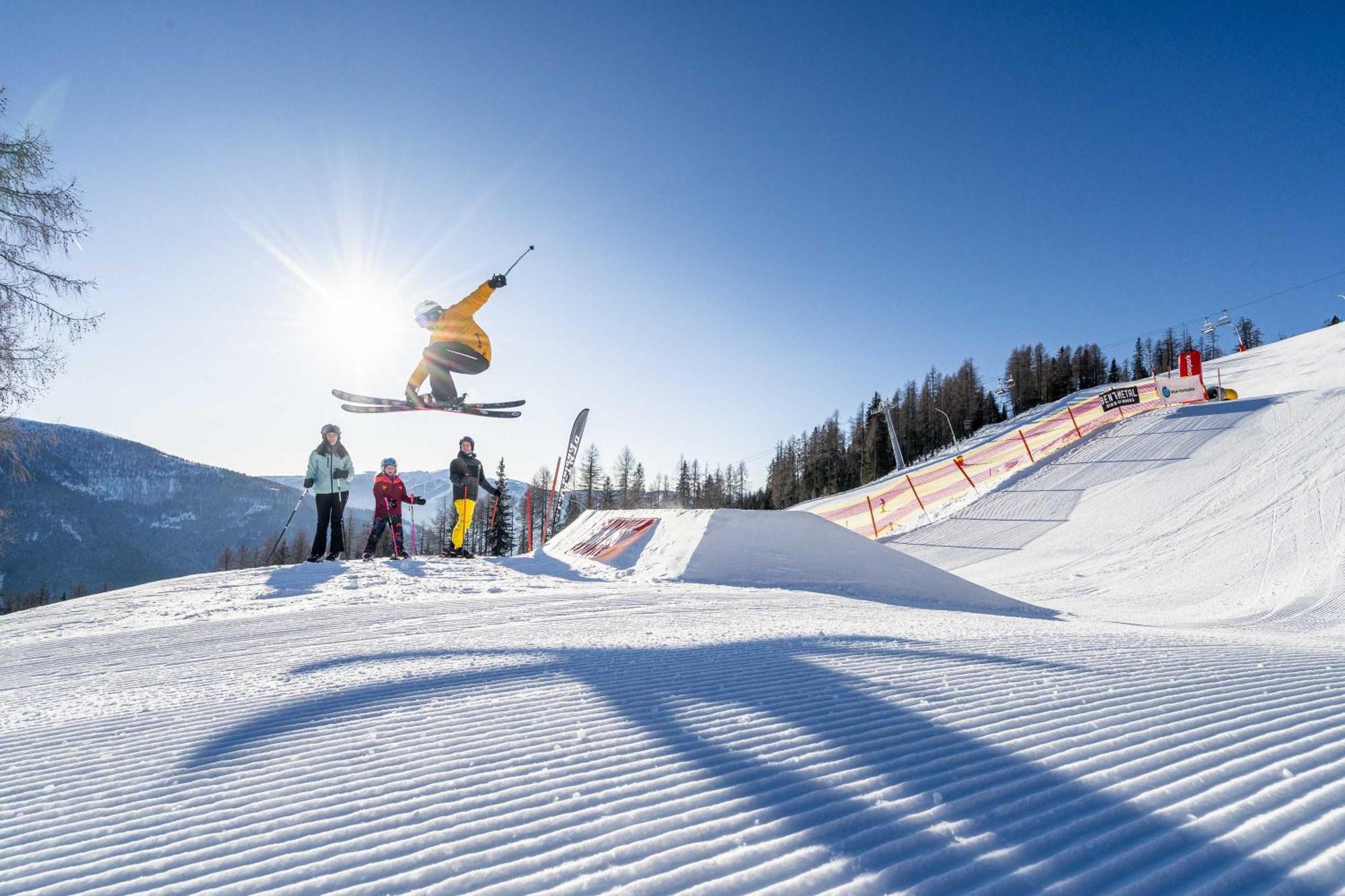 Hotel Trattlerhof Bad Kleinkirchheim Zewnętrze zdjęcie