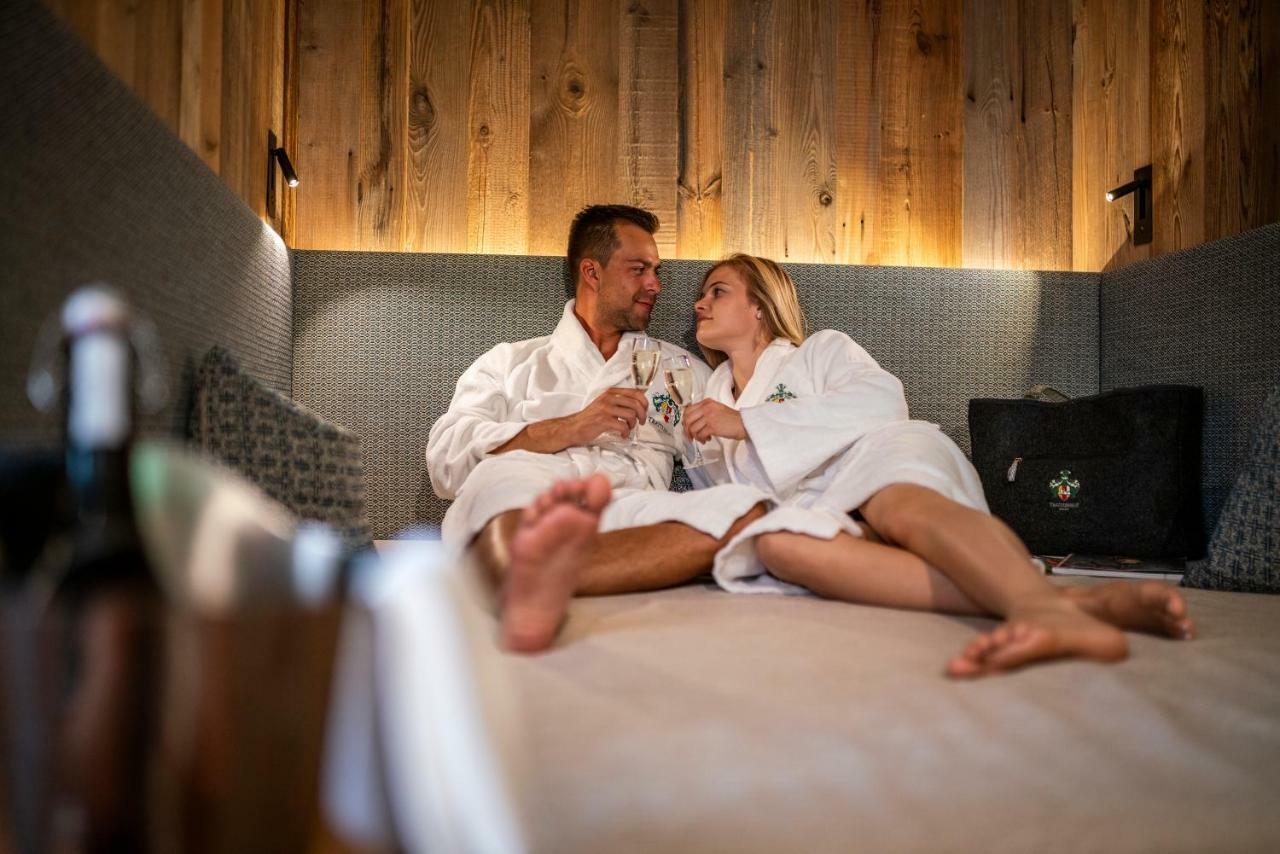 Hotel Trattlerhof Bad Kleinkirchheim Zewnętrze zdjęcie