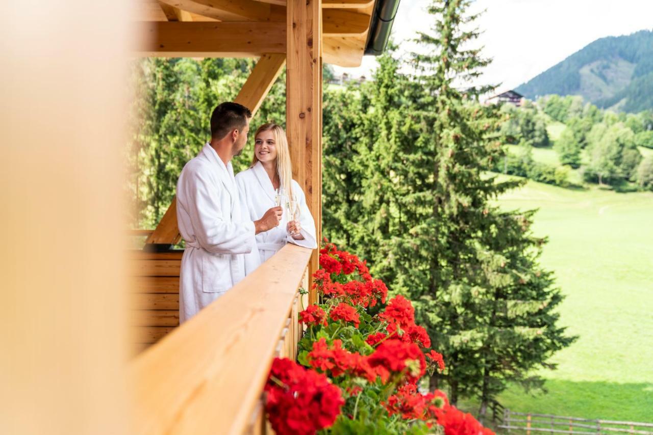 Hotel Trattlerhof Bad Kleinkirchheim Zewnętrze zdjęcie